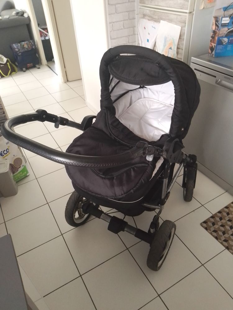 Pousette trio noi 80 Thouars (79)