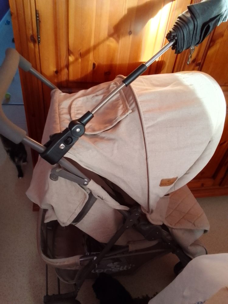 poussette avec ombrelle et prot�ge pluie neufs. 80 Beauvais (60)