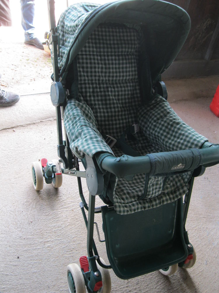 poussette  babydeal    
60 Cosne-Cours-sur-Loire (58)