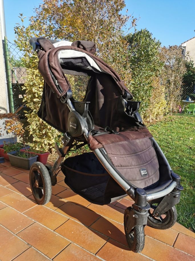 poussette Britax 3 en 1 200 Corbas (69)