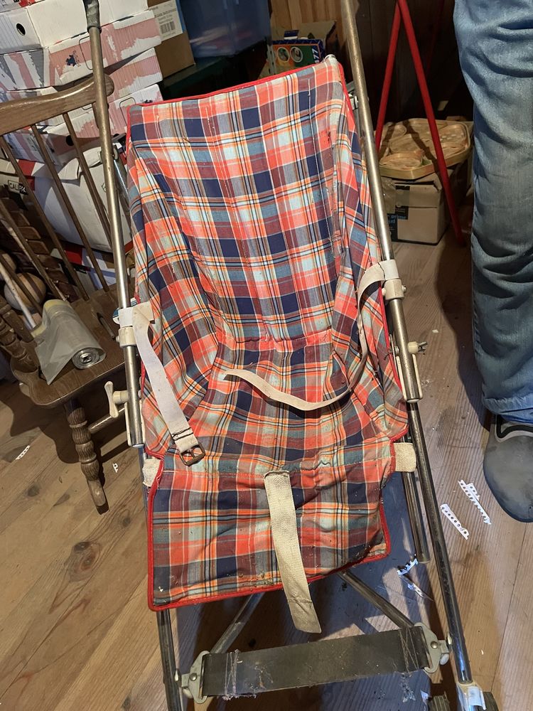 Poussette canne 15 La Neuville-au-Pont (51)