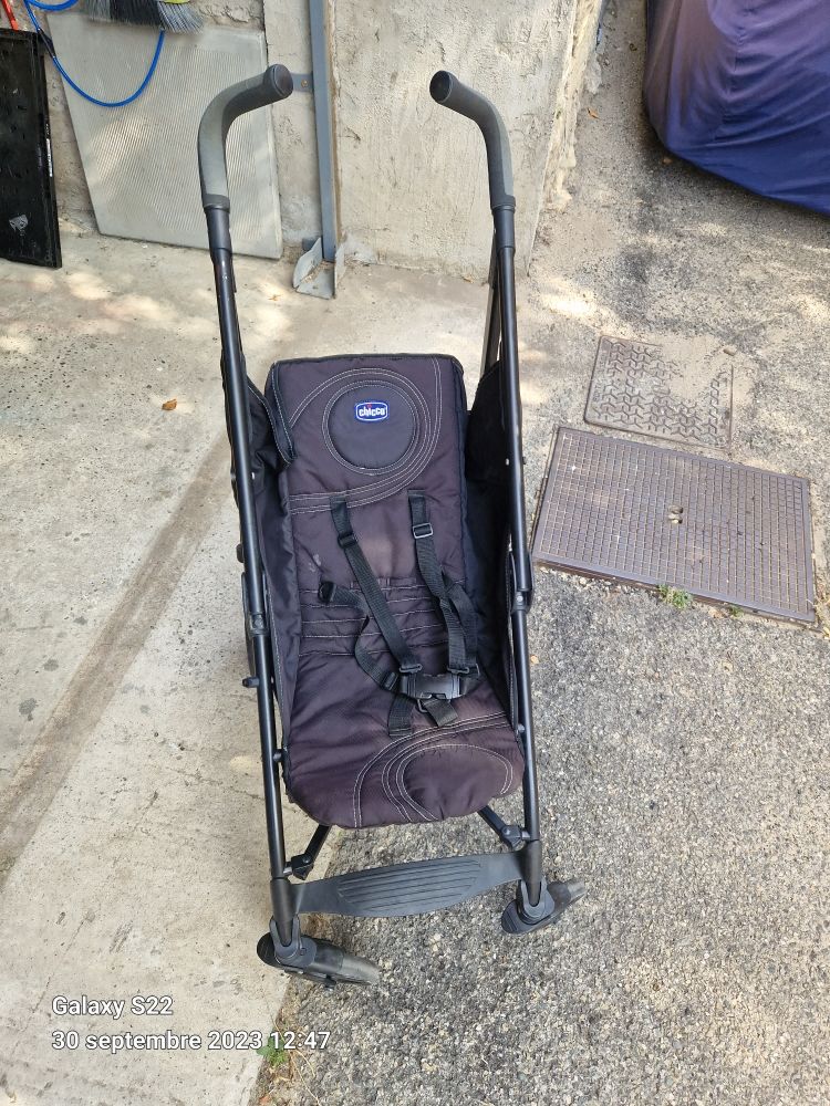 poussette chicco 40 Mornas (84)