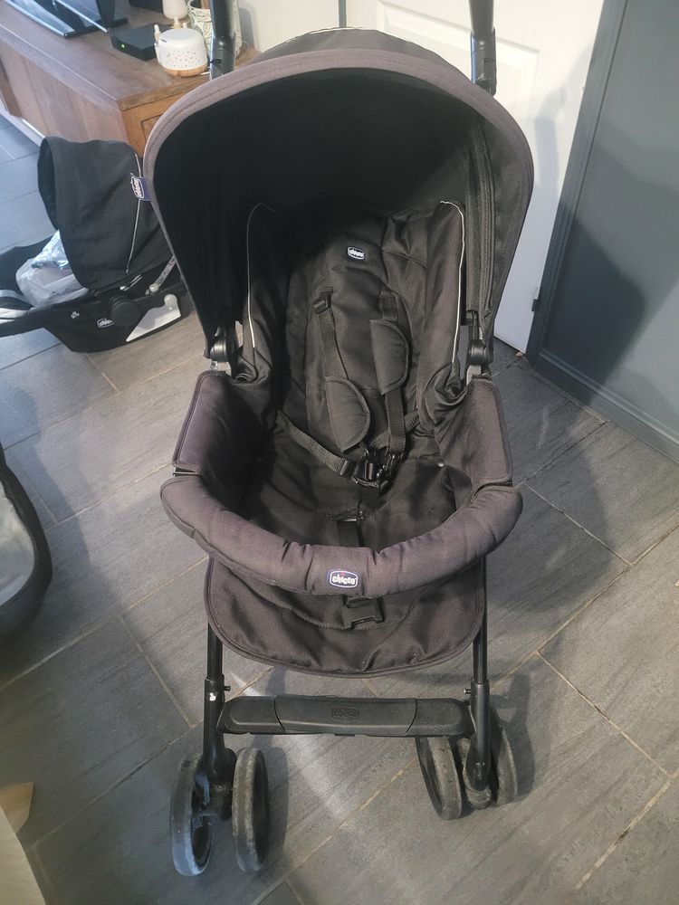 Poussette chicco 100 Sequedin (59)