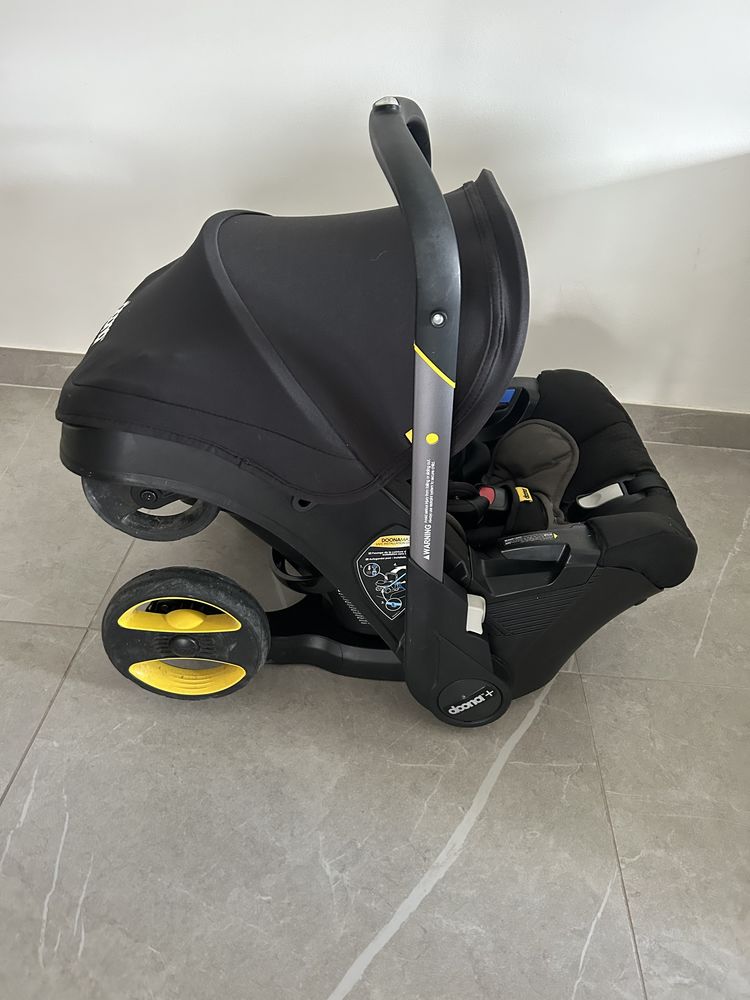 Poussette Doona ? Pack complet quasi neuf ? Tout achet� NEUF 420 Annemasse (74)