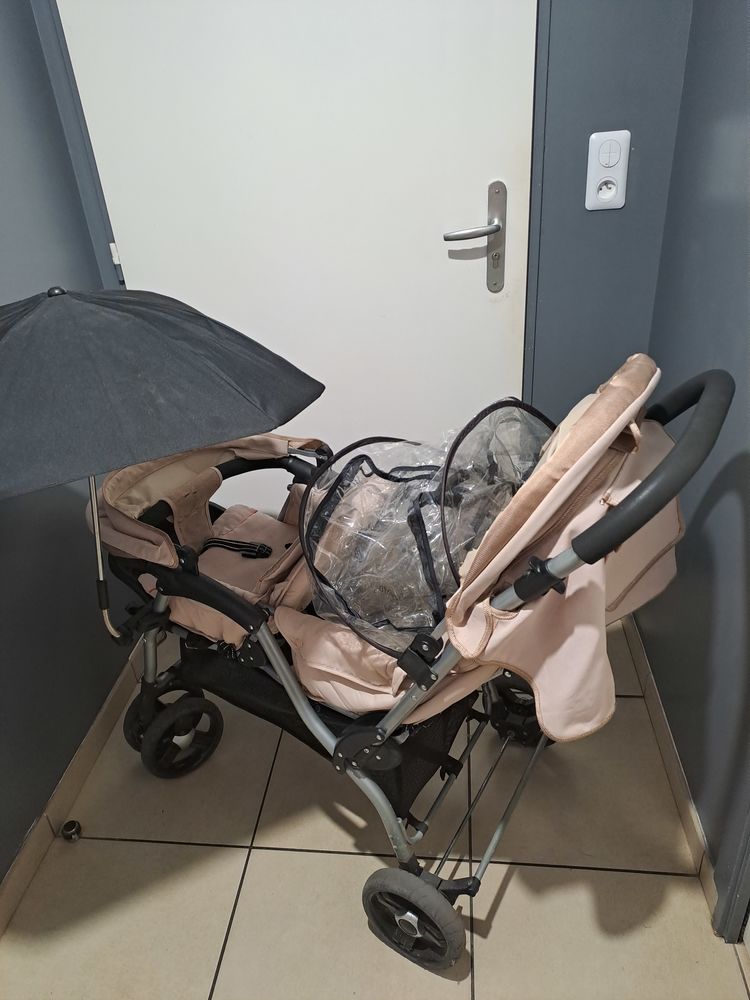 poussette double en tr�s bon �tat 80 Ch�teauroux (36)