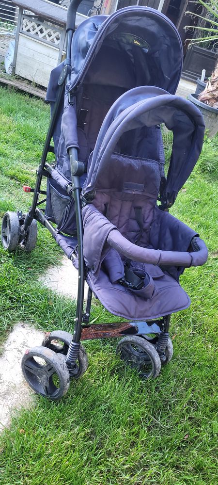 Poussette double 200 Le Tremblay-sur-Mauldre (78)