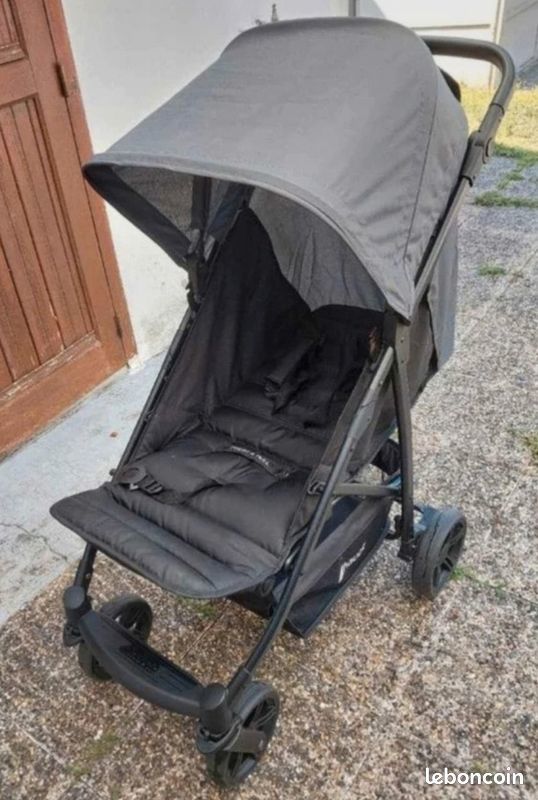Poussette hauck 3 en 1 + base isofix 180 Rebigue (31)
