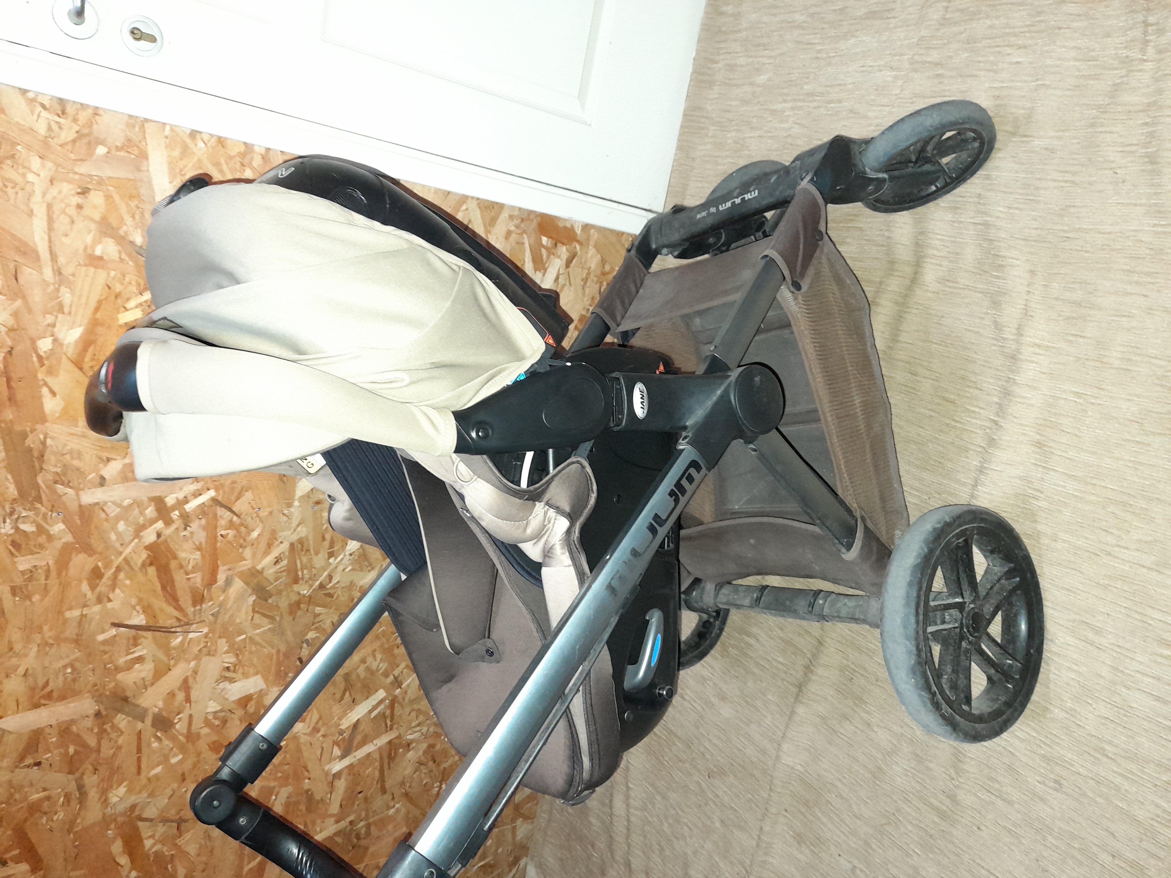 Poussette JANE MUMM Marron 350 Nolay (21)