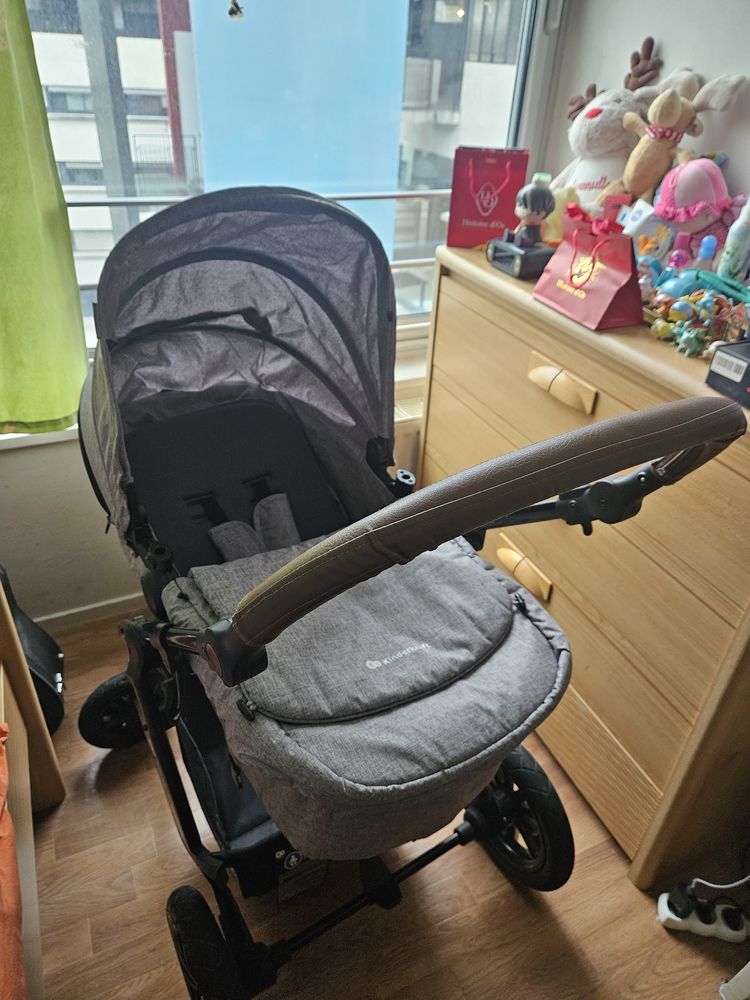 Poussette kinderkraft ( prix n�gociable ) 120 Paris 13 (75)