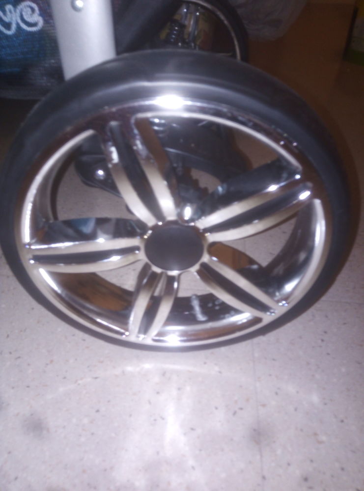 POUSSETTE NEUVE JAMAIS SERVIT 0 Champigneulles (54)