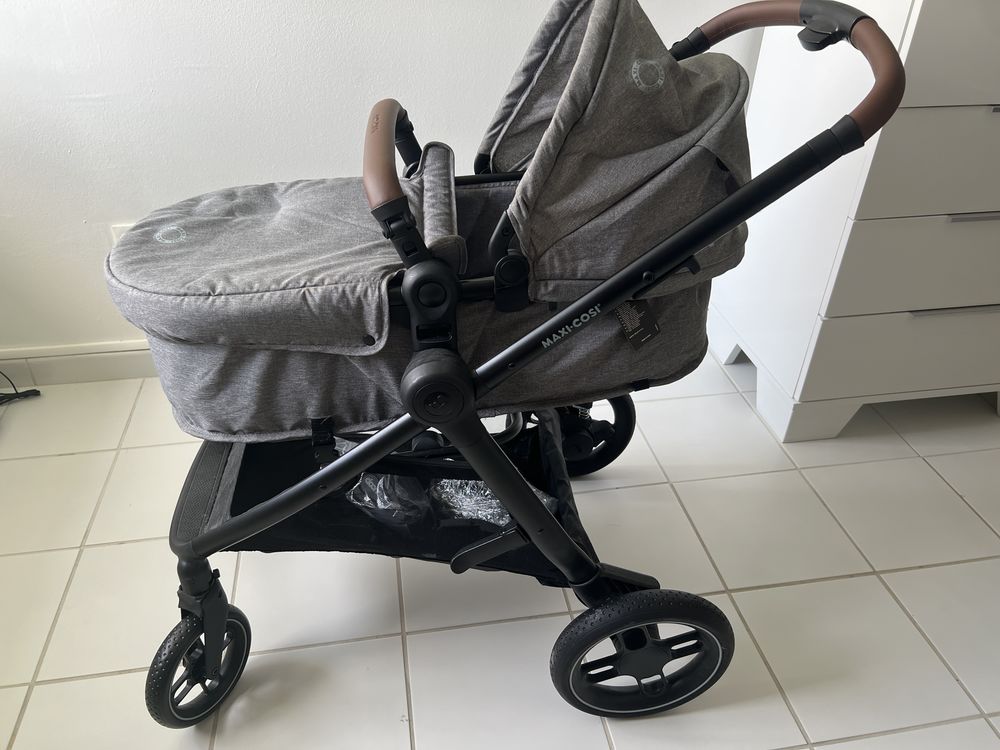 Poussette neuve 200 Martinique (97)