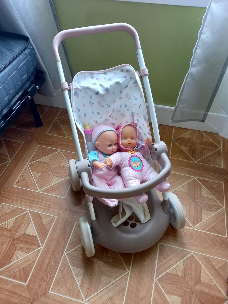 Poussette petite fille 30 Clichy (92)