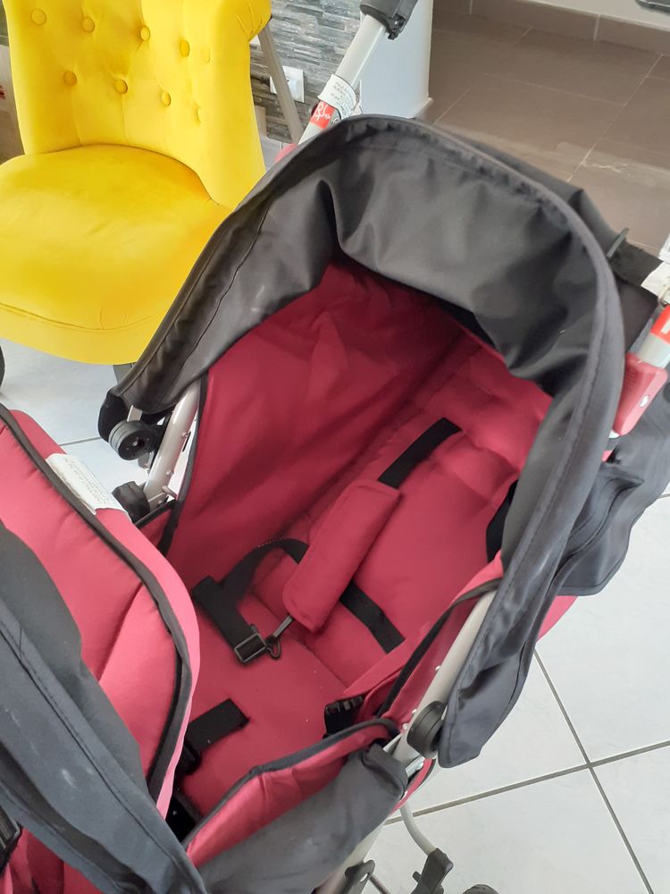 Poussette 3 places 400 Bouzill� (49)