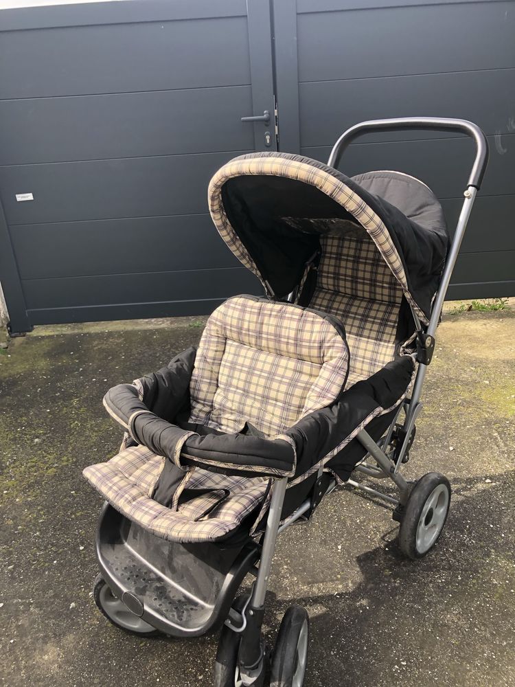 poussette 2 places 40 Salon-de-Provence (13)