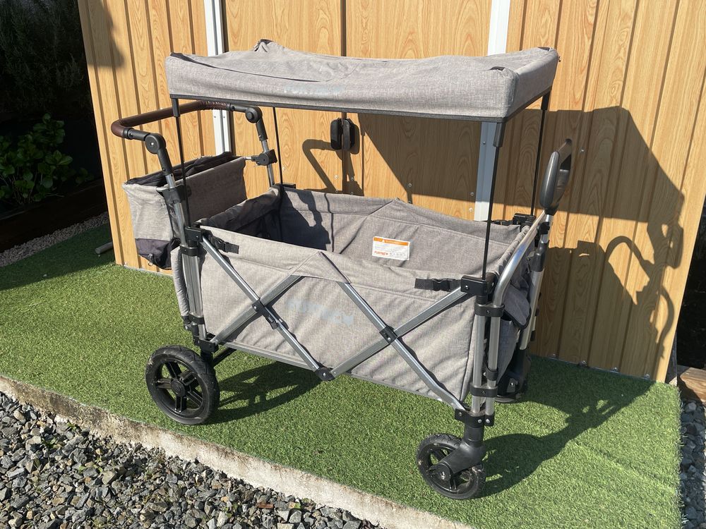 poussette 4 places 350 Villi�-Morgon (69)