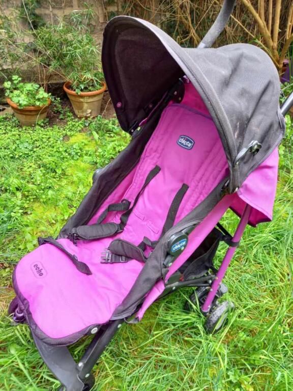 Poussette pliable Chicco (echo) 75 Saint-Brieuc (22)