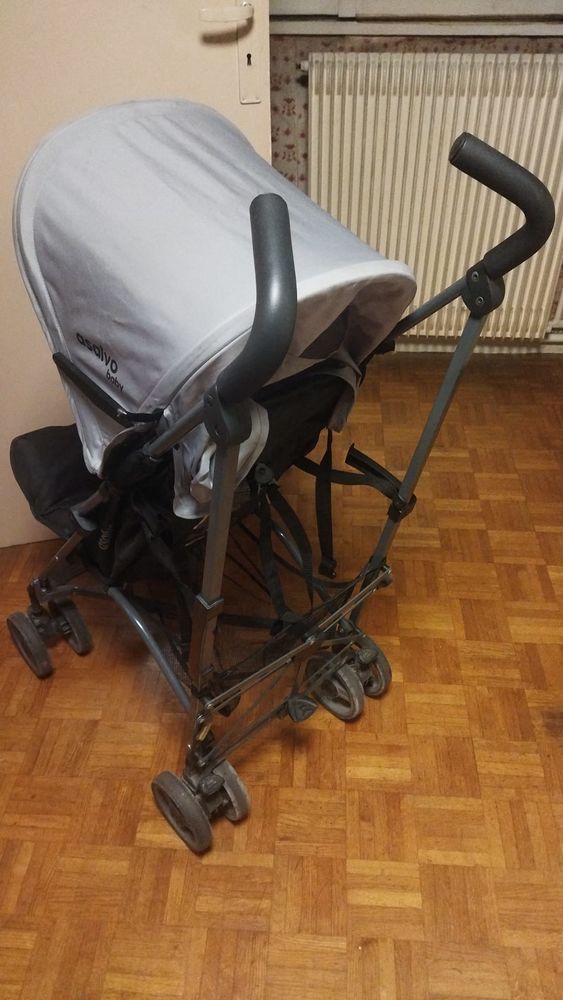 Poussette pliable 40 Cachan (94)