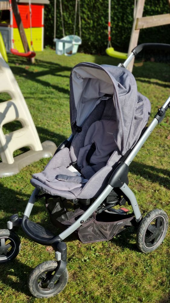 Poussette tout terrain Stella B�b� Confort
Pack 3en 1 600 Thyez (74)