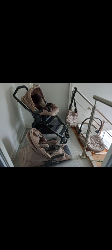 Poussette  Trio de la marque Peg Perego 120 Le H�zo (56)