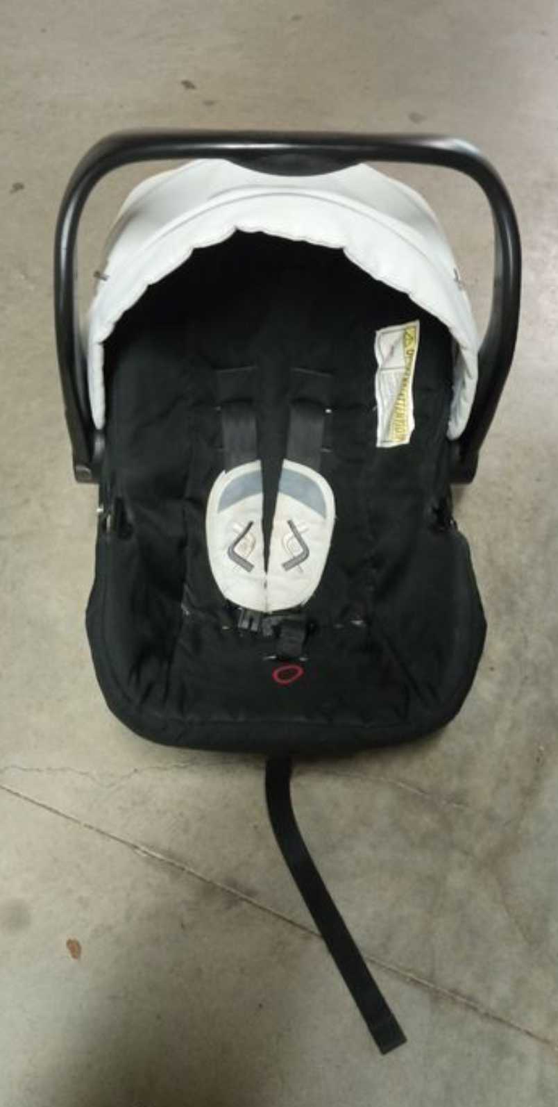 poussette trio 60 Viuz-la-Chi�saz (74)