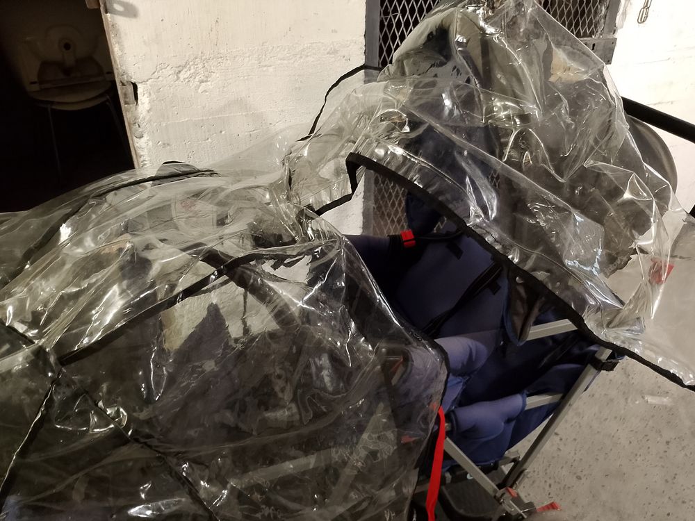 Poussette triple 200 Toulouse (31)