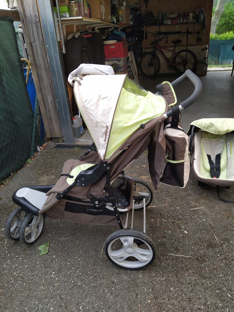 poussette vert marron 35 Lavo�te-sur-Loire (43)