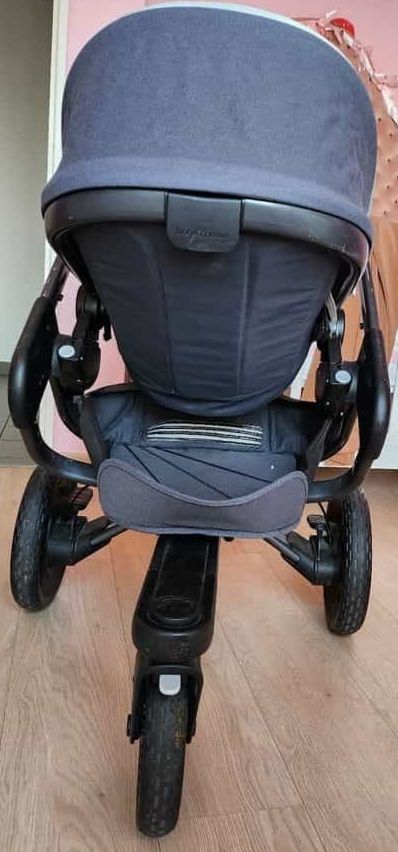 poussette 350 Bron (69)