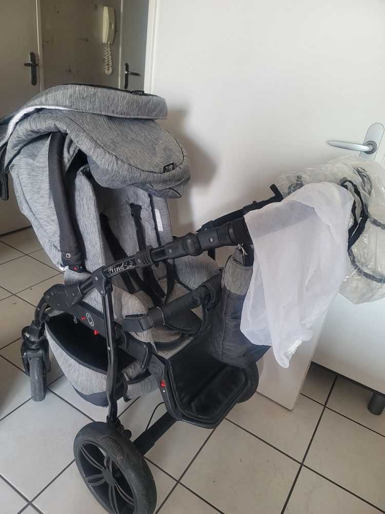 Poussette 3 en 1 220 Saint-Herblain (44)