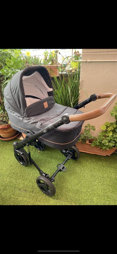 poussette 120 Toulon (83)