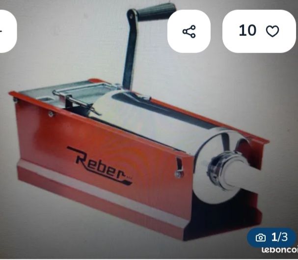 POUSSOIR A VIANDE REBER
ETAT NEUF 140 Mareuil (24)