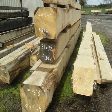 poutres ch�ne 40x40 longueur 4m50 1 Parthenay (79)
