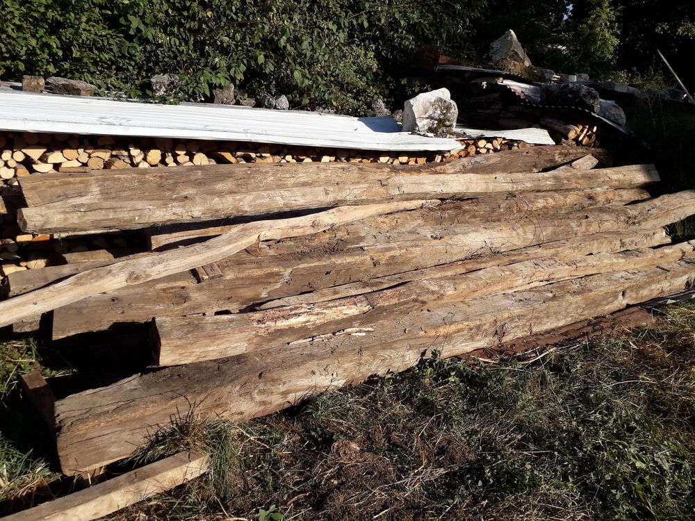 POUTRES CHENE 400 Simandre-sur-Suran (01)