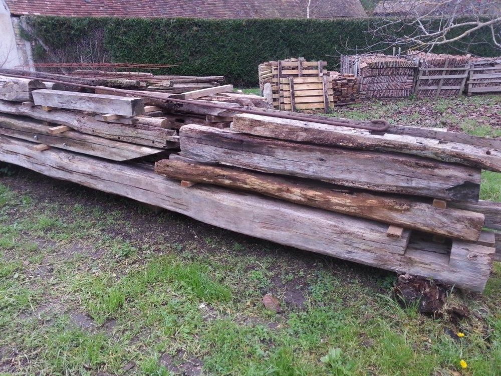 Poutres et solives anciennes ch�ne et peuplier 400 Houdan (78)