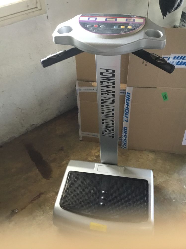 POWER PLATE 80 Bours (65)