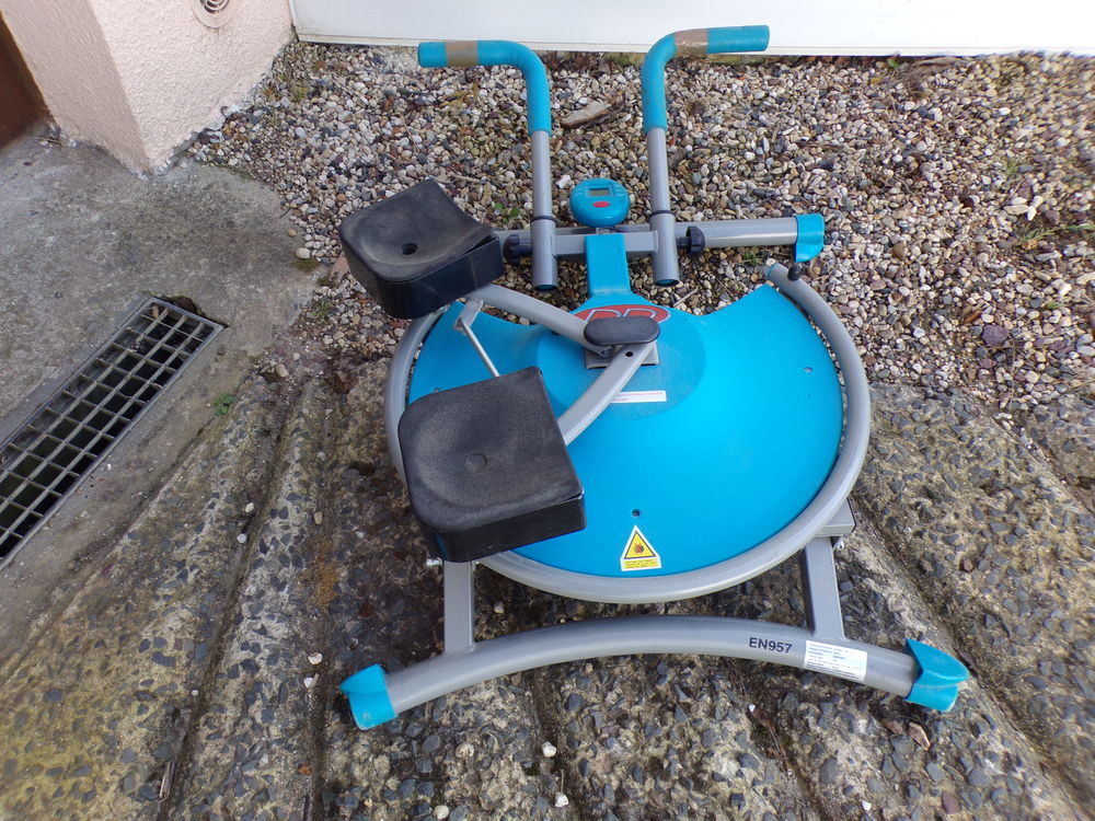 Power Twister 33 Lion-sur-Mer (14)