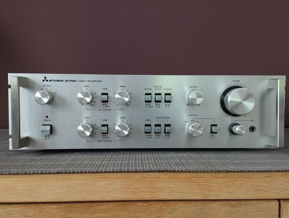 Pr�amplificateur MITSUBISHI DA P600 0 Vinzier (74)