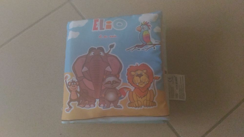 mon premier livre tissu elio et ses amis des 3 mois jeu evei 4 Savigny-sur-Orge (91)