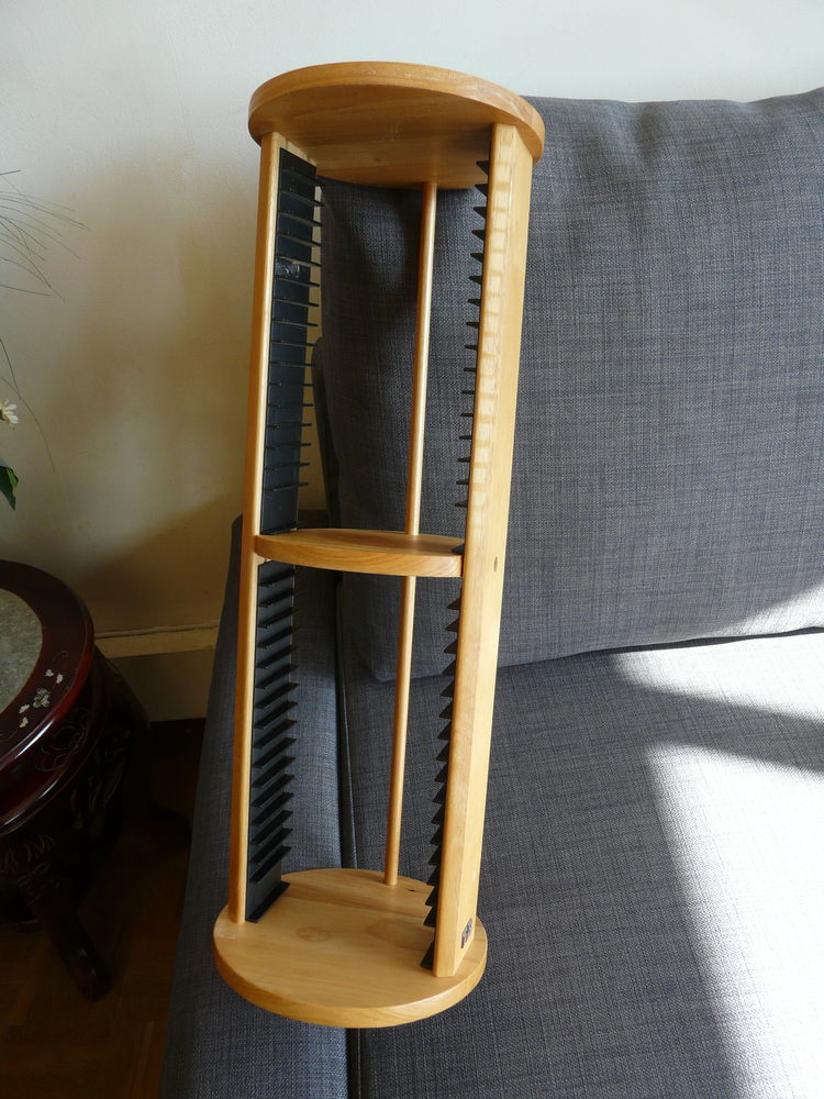 Pr�sentoir de CD en Bois massif. 5 Le Plessis-Tr�vise (94)