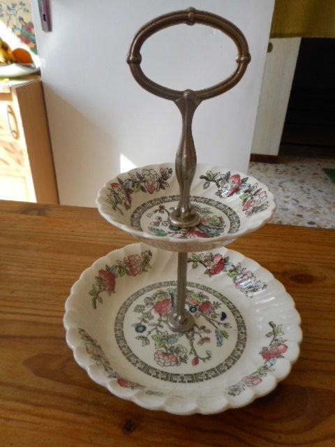 Pr�sentoir � fruits 2 plateaux 12 Campsas (82)