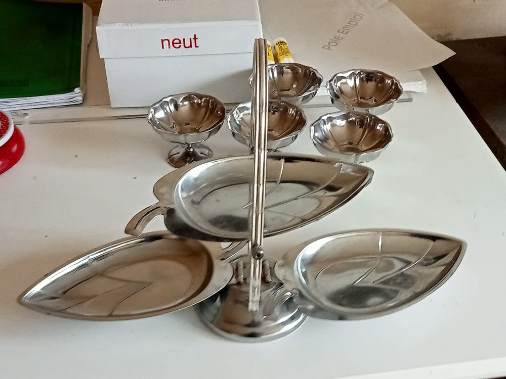 Pr�sentoir de table avec coupelles �  glace inox vintage 25 Bordeaux (33)