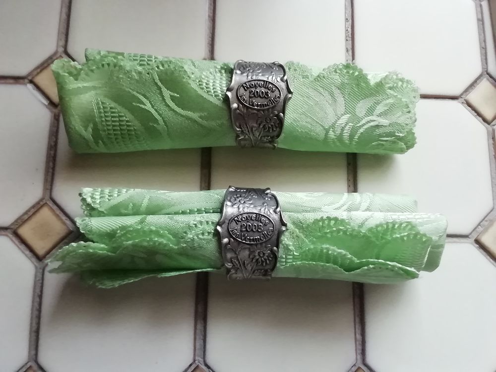 2 pr�sentoirs serviettes de table neufs, �tain 95 % 25 Noyelles-l�s-Vermelles (62)