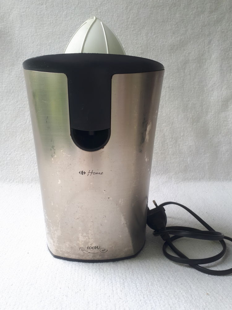 Presse agrumes �lectrique Carrefour Home 6 Montigny-Lencoup (77)