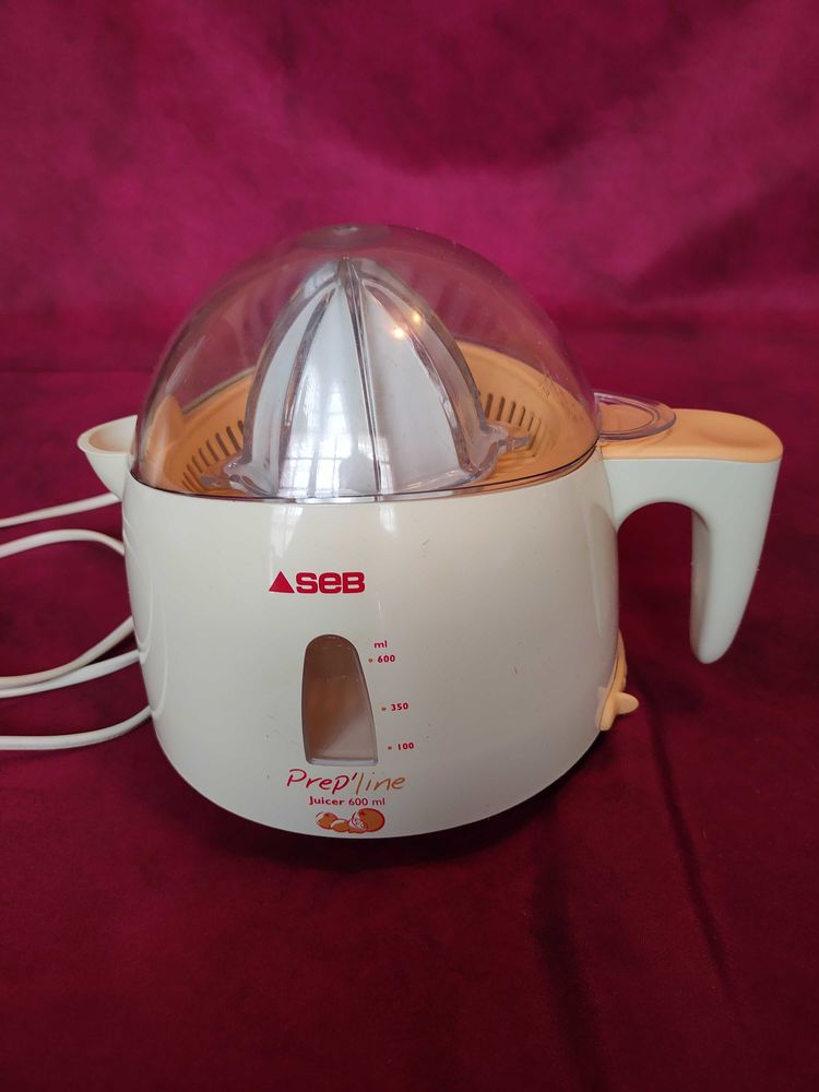 Presse agrumes �lectrique Seb prep'line 15 Avermes (03)