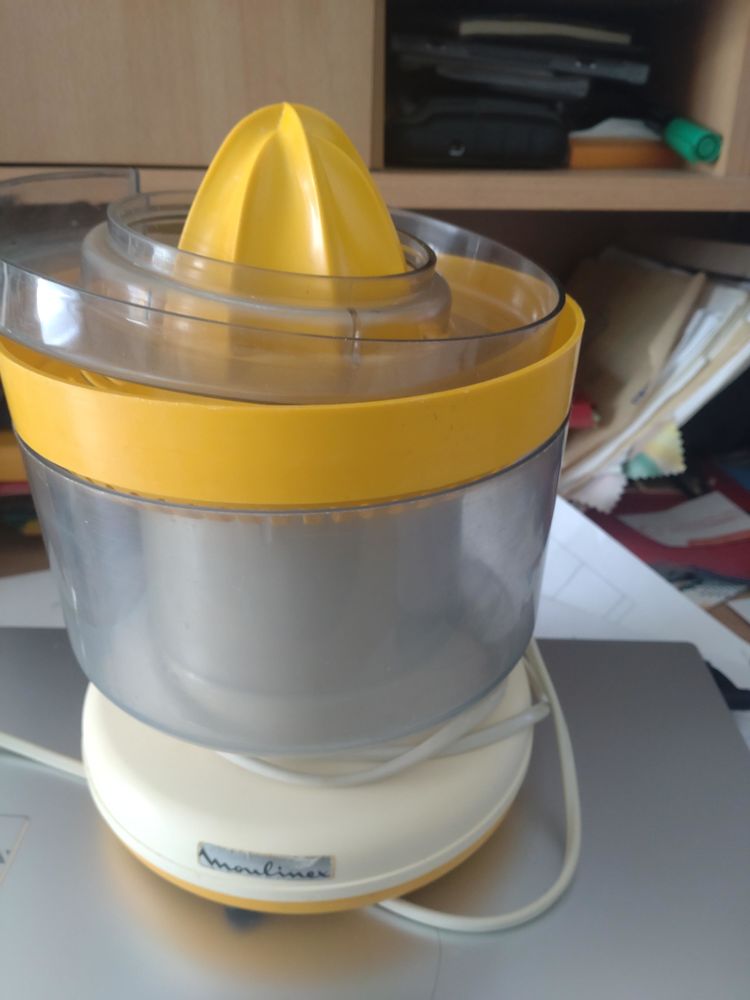 Presse agrumes MOULINEX Vintage 9 Laval (53)