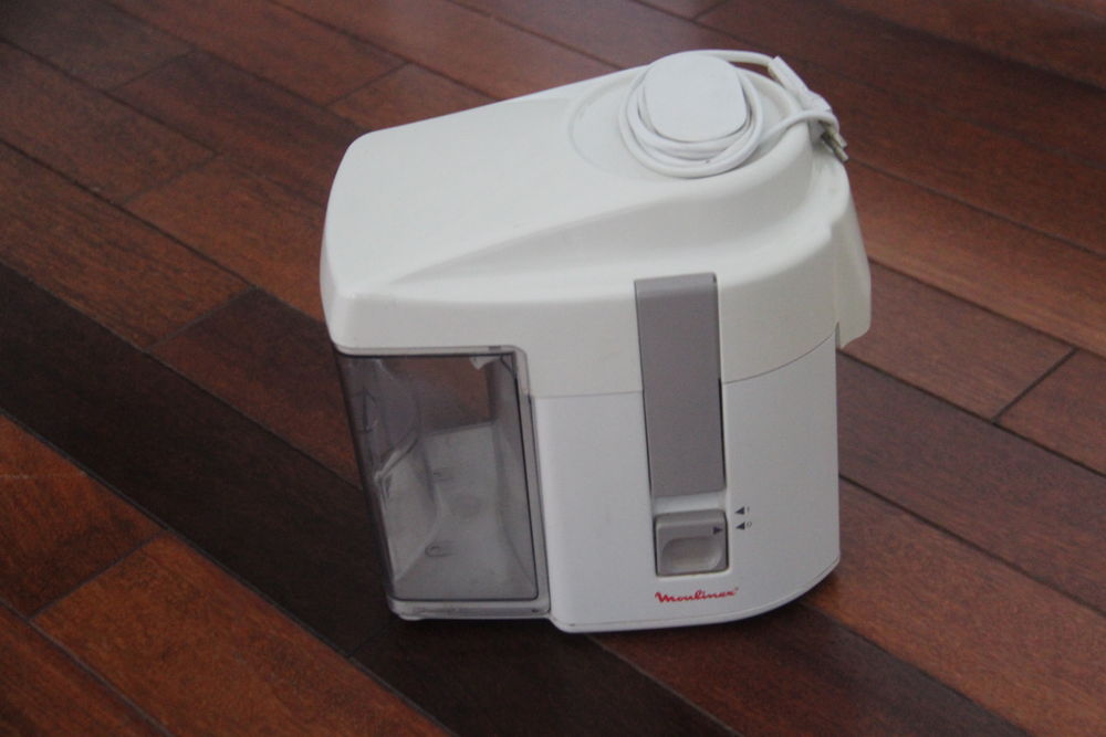 PRESSE AGRUMES 10 Saclas (91)