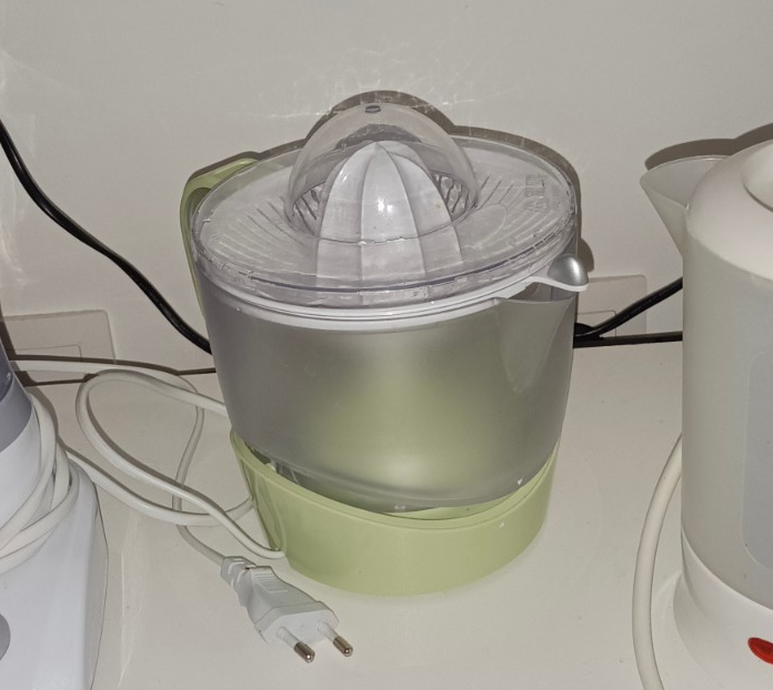 Presse-agrumes 5 Saint-Denis (93)