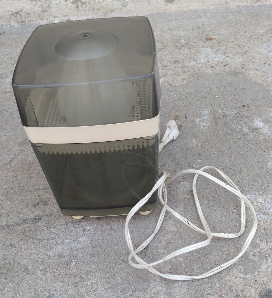 Presse agrumes 5 Le Grau-du-Roi (30)