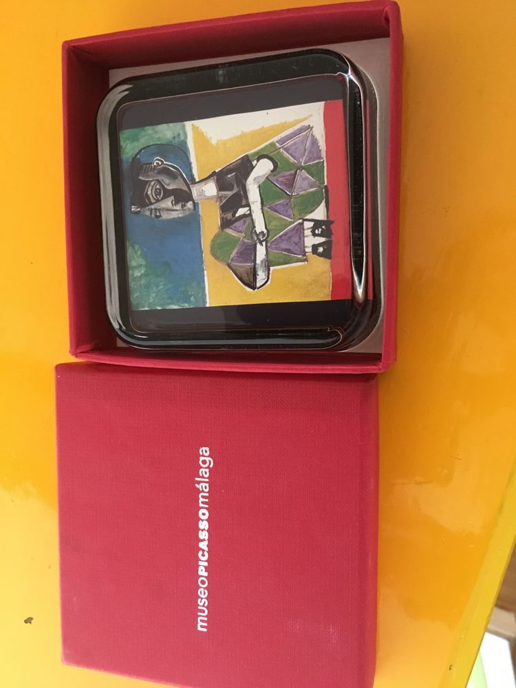 Presse-papier Pablo Picasso - Jacqueline Sentada. 7x8cm 9 Lyon 5 (69)