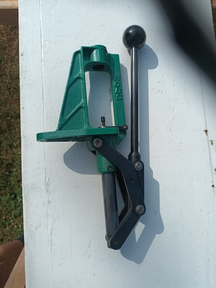 Presse RCBS 180 Gouzon (23)