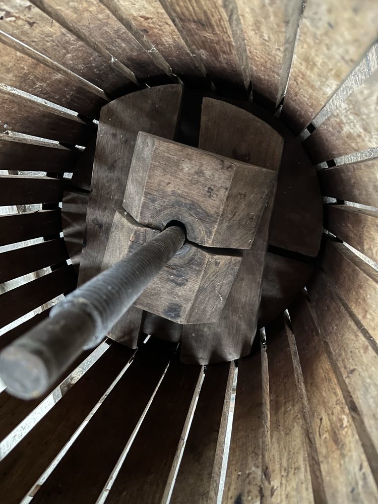 Pressoir �  fruits 50 Vinzelles (63)